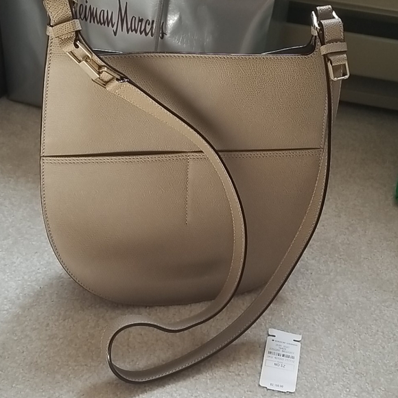 🎉Host Pick✨️ Valextra Leather Small Weekend Hobo Bag - Picture 12 of 16